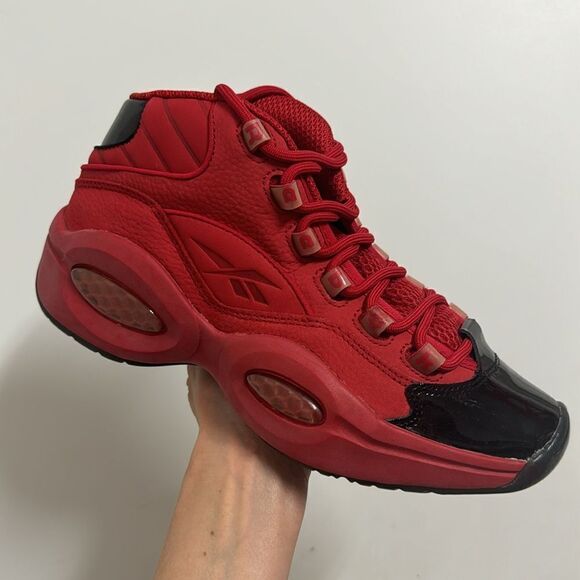 ⭐️REEBOK QUESTION MID BASKETBALL SNEAKERS - Picture 1 of 10
